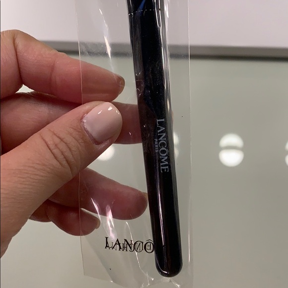 NWT Lancôme face brush - Picture 2 of 4
